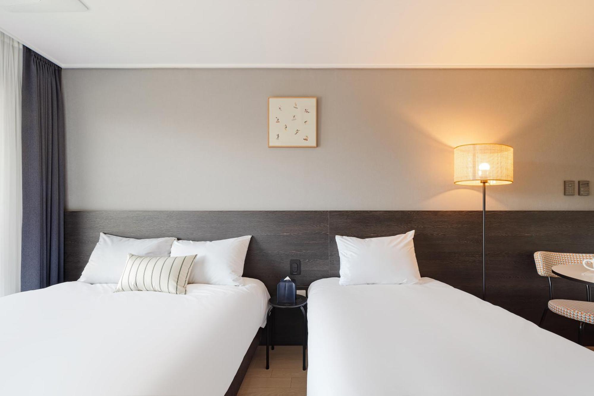 Urbanstay Sokcho Beach Ab Exterior photo
